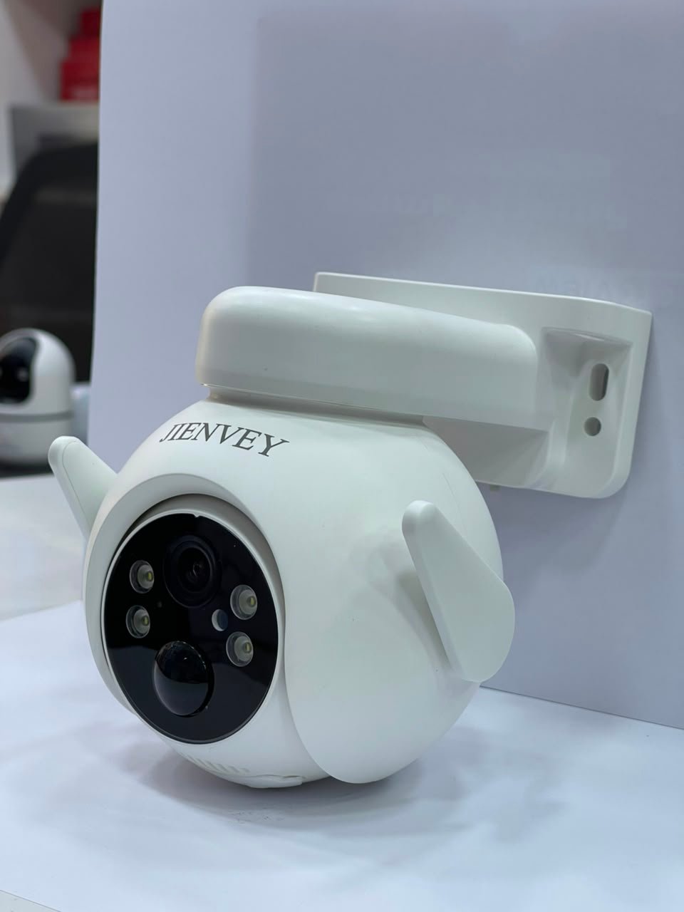 كاميرا مراقبة خارجية متحركة PTZ بدقة 4MP - SmartViewJO الأردن
