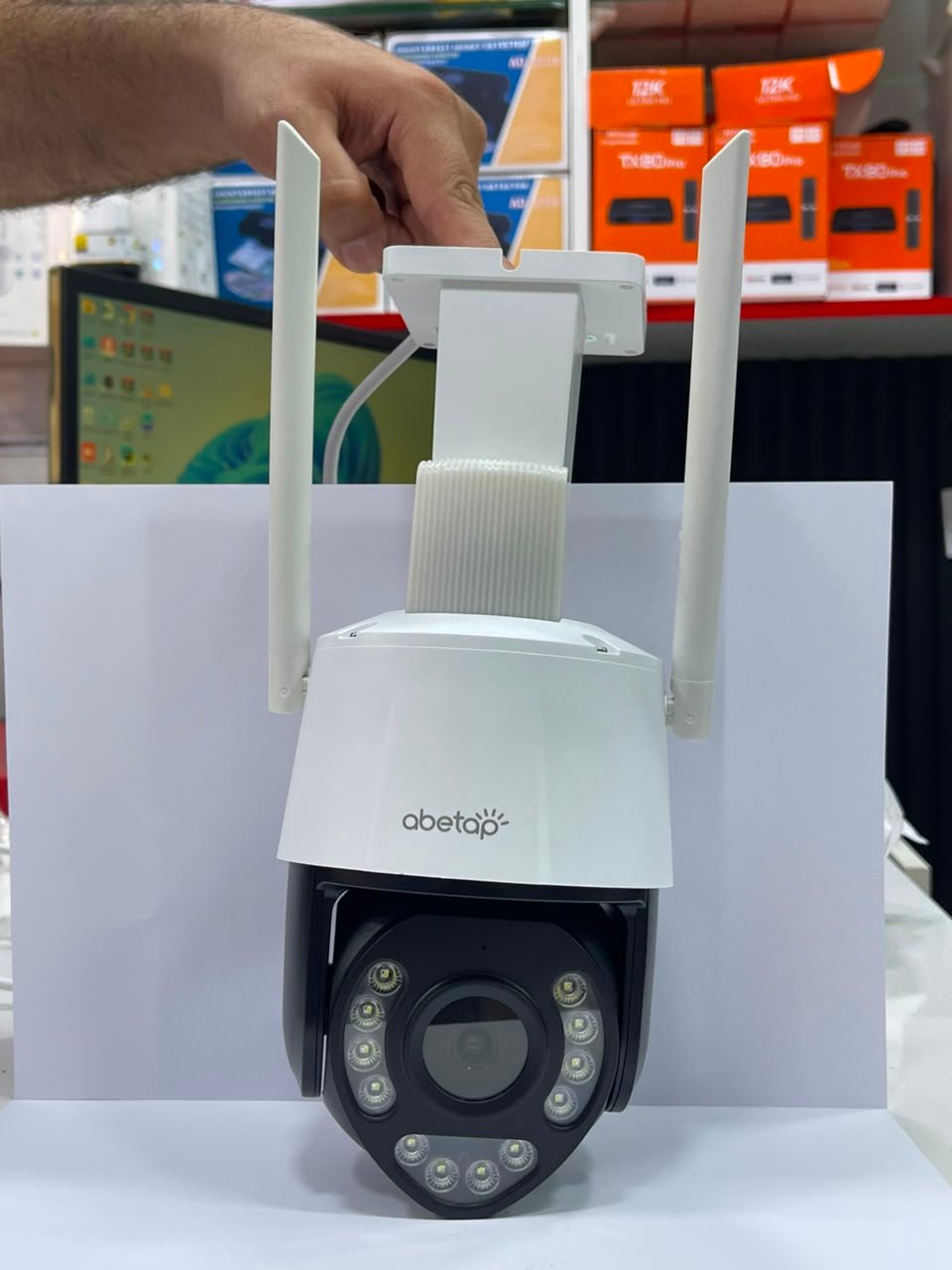 كاميرا مراقبة خارجية بالطاقة الشمسية بدقة 3MP - SmartViewJO الأردن